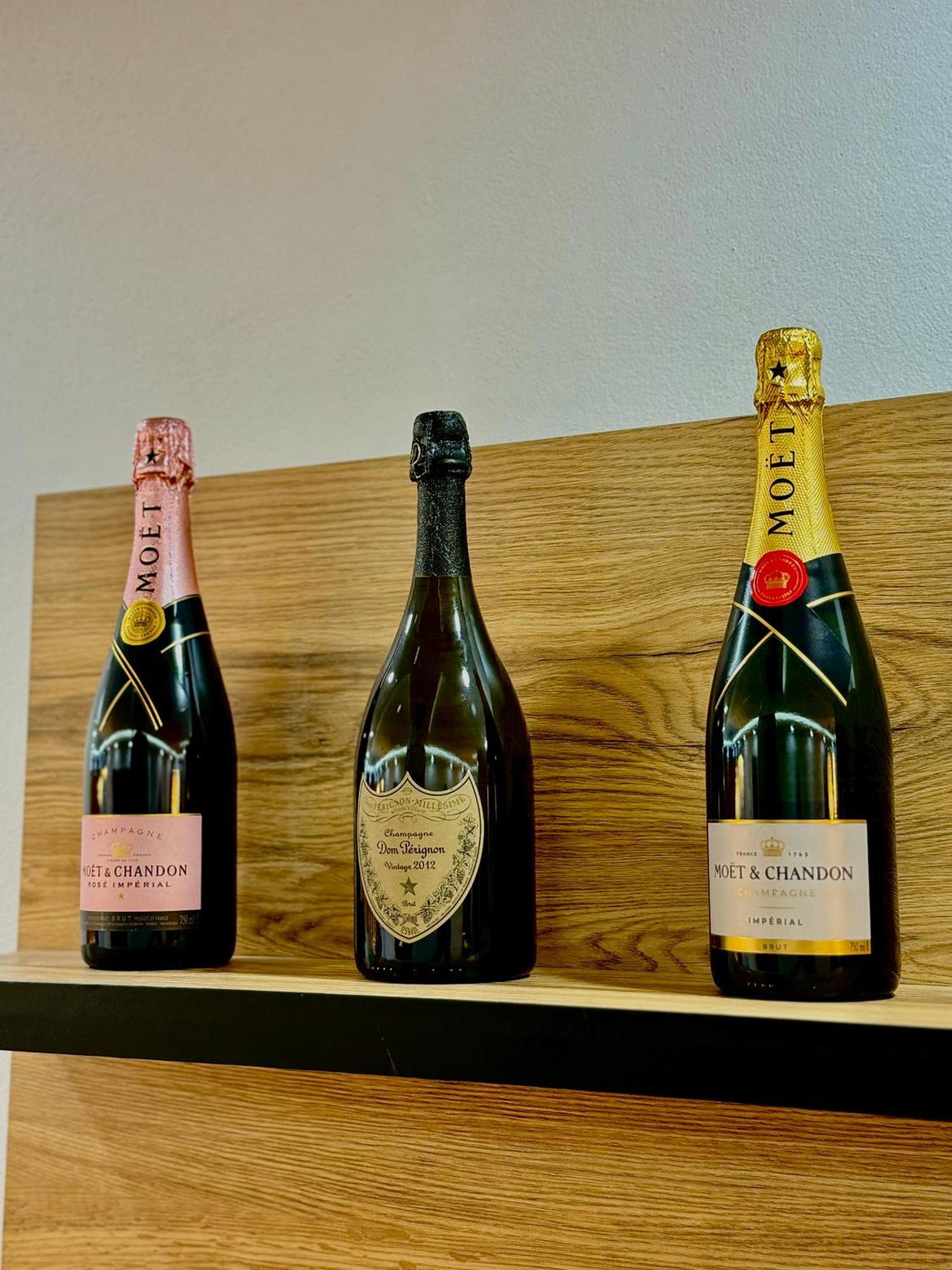 Luxury Central Baba Apartment Shkodër エクステリア 写真